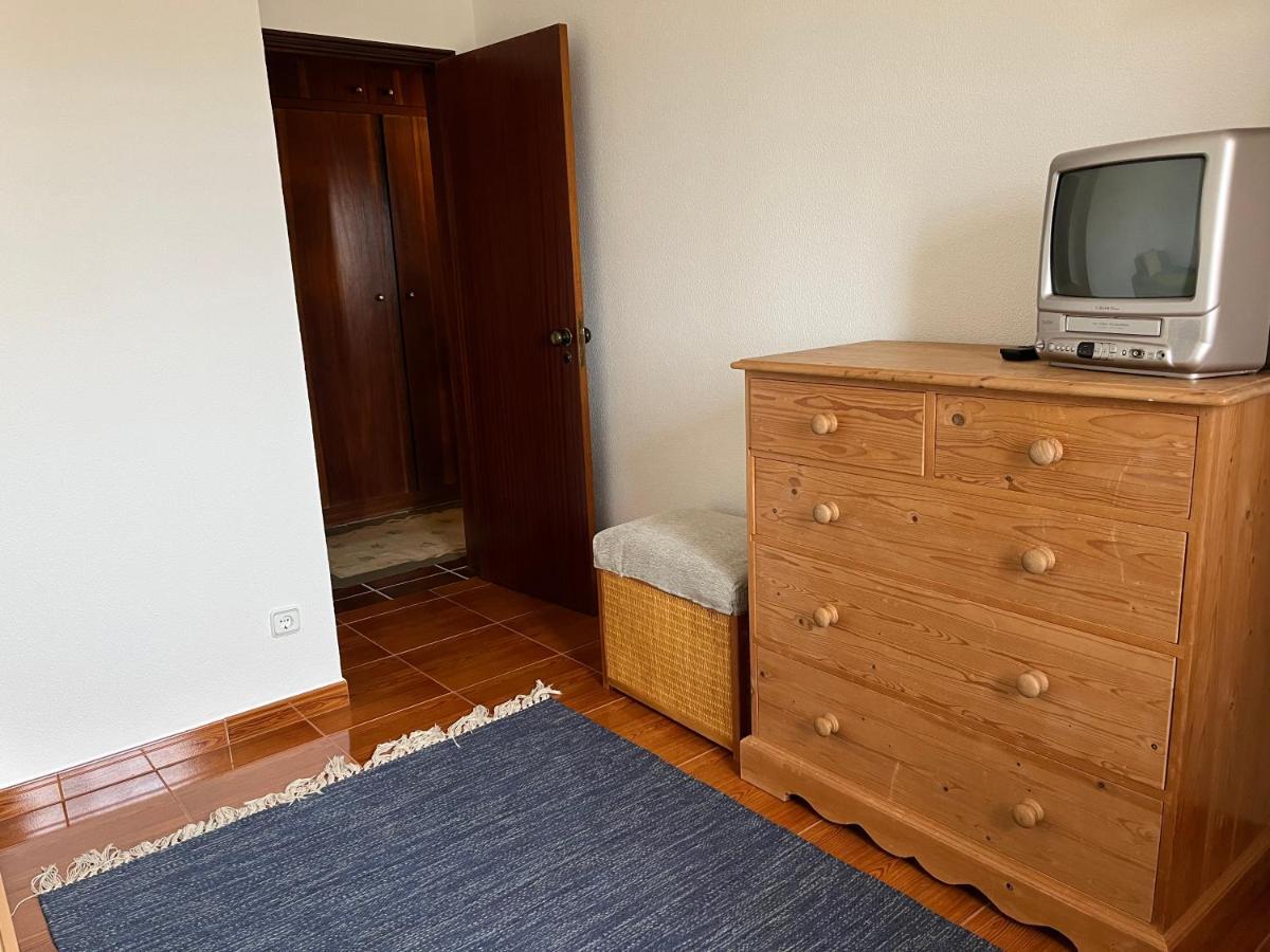 Azenhas Apartment