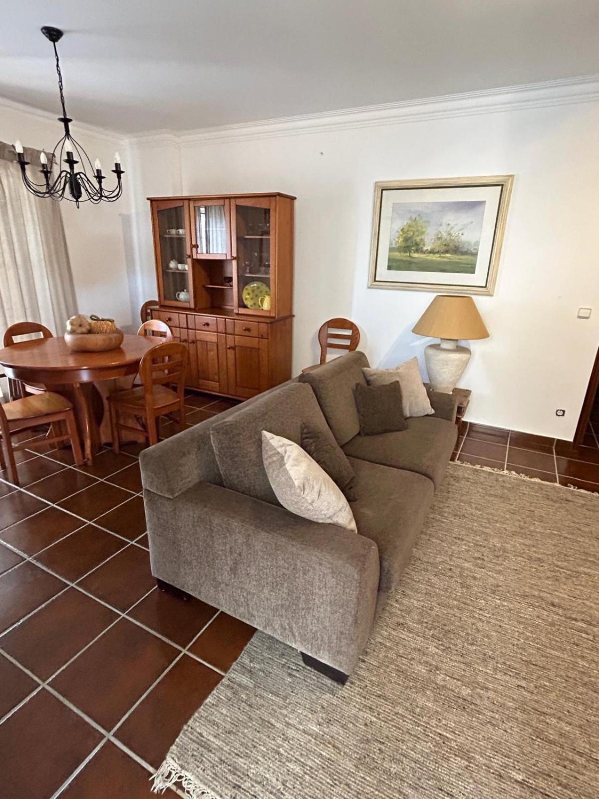 Azenhas Apartment