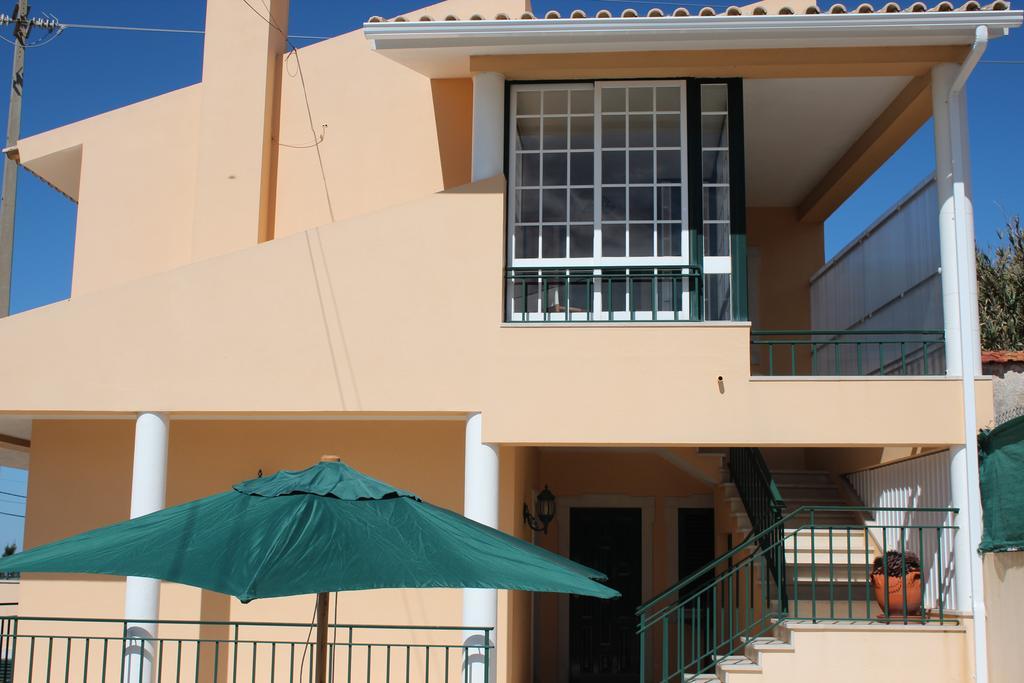 Azenhas Apartment Colares